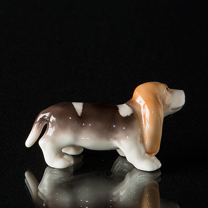 Basset Hound, Royal Copenhagen Hundefigur Nr. 750