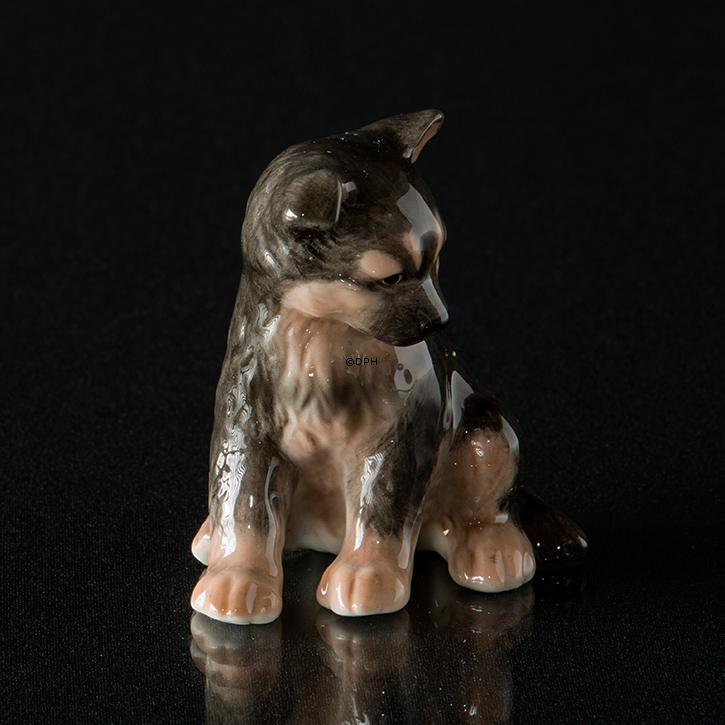 Deutscher Schäferhund Welpe sitzt, Royal Copenhagen Hund Figur Nr. 754