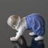 Kriechendes Kind beim Stehen lernen, Royal Copenhagen Figur Nr. 1518 | Nr. 1021106 | Alt. R1518 | DPH Trading
