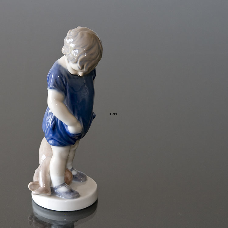 Junge mit Teddybär, Royal Copenhagen Figur Nr. 3468 oder 144