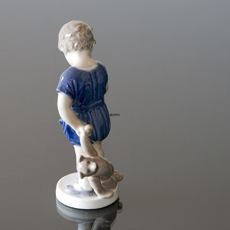 Junge mit Teddybär, Royal Copenhagen Figur Nr. 3468 oder 144