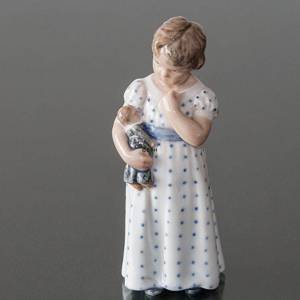 Mädchen mit Puppe auf dem Arm, Royal Copenhagen Figur Nr. 3539 | Nr. 1021146 | Alt. R3539 | DPH Trading