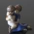 Kinder spielen umarmen, Bing & Gröndahl Figur Nr. 1568 | Nr. 1021403 | Alt. b1568 | DPH Trading