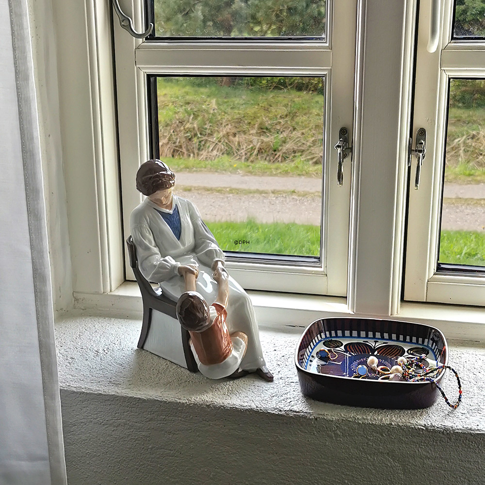 Dickies Mama, Mutter und Kind, Bing & Gröndahl Figur Nr. 1642 oder 413