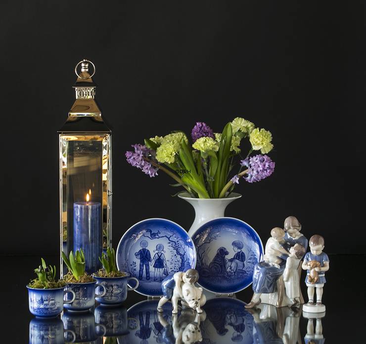 Bedingungslose Liebe  Zwei Freunde, Junge mit Bulldogge, Bing & Gröndahl Figur Nr. 1790 oder 427