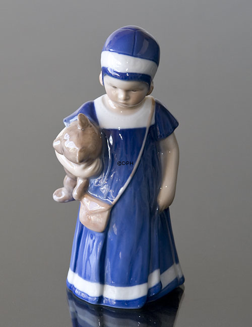 Elsa mit Teddybär, Mädchen stehend, Royal Copenhagen Figur Nr. 671