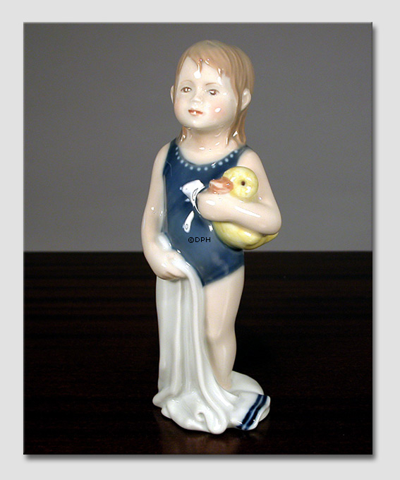 Elsa in Badeanzug, stehendes Mädchen im Badeanzug, Figur Nr. 678