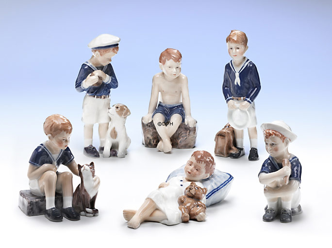 Erster Schultag für Jens Royal Copenhagen Figur Nr. 685