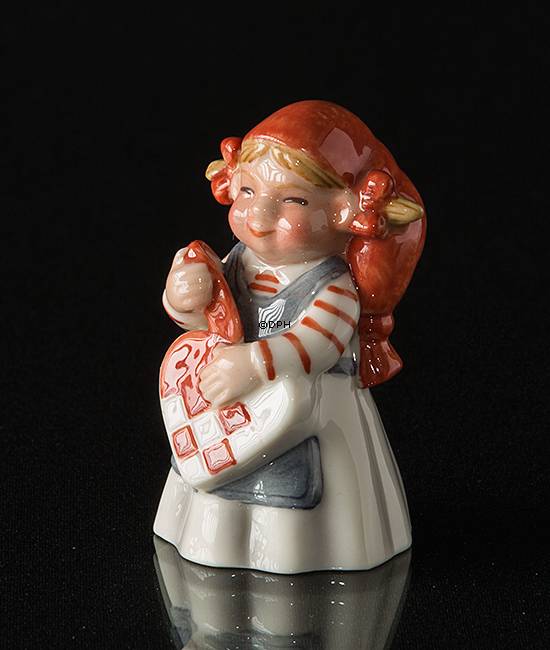 Wichtel mit Herz, Royal Copenhagen Weihnachtsfigur Nr. 761