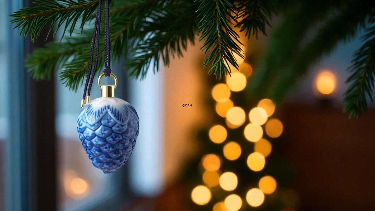 Royal Copenhagen Jahres Ornament 2021, Zapfen