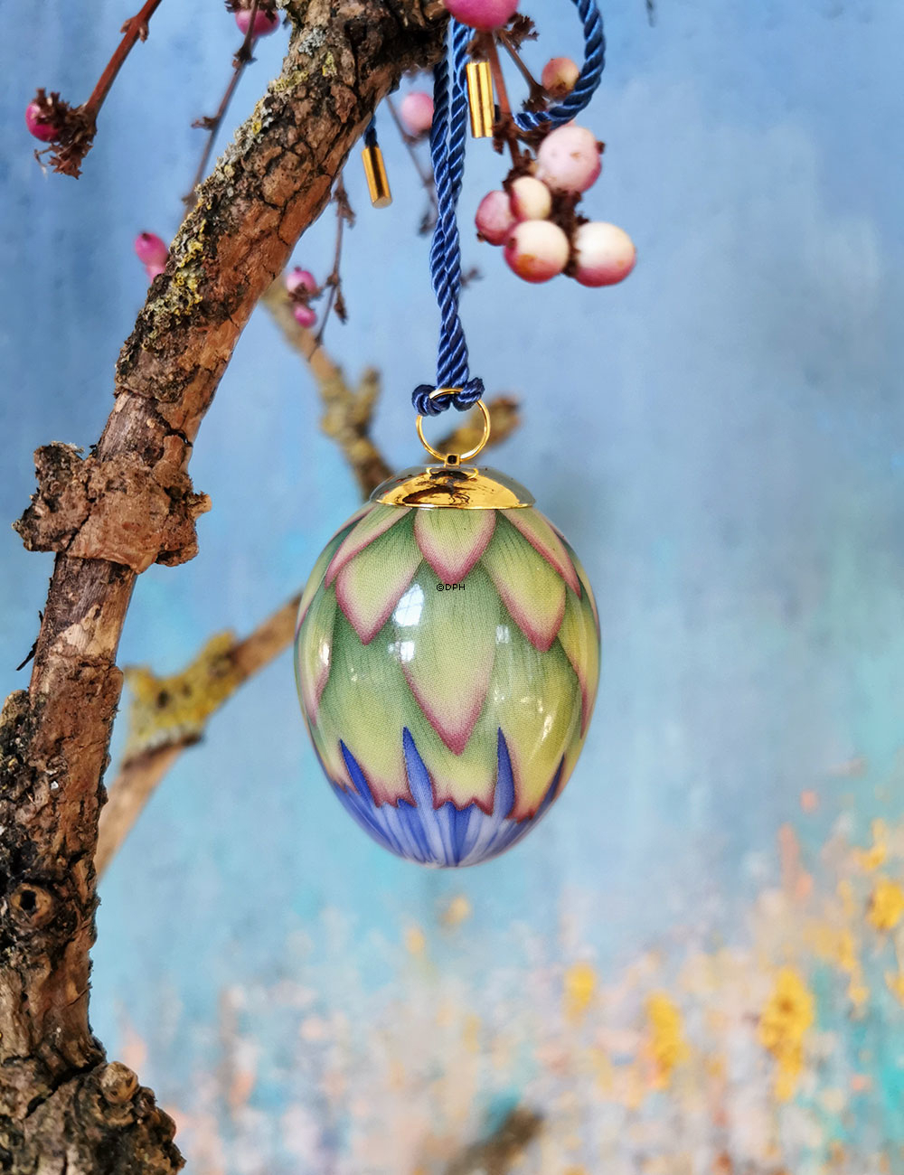 Osterei mit Kornblume Blätter, Royal Copenhagen Oster 2024