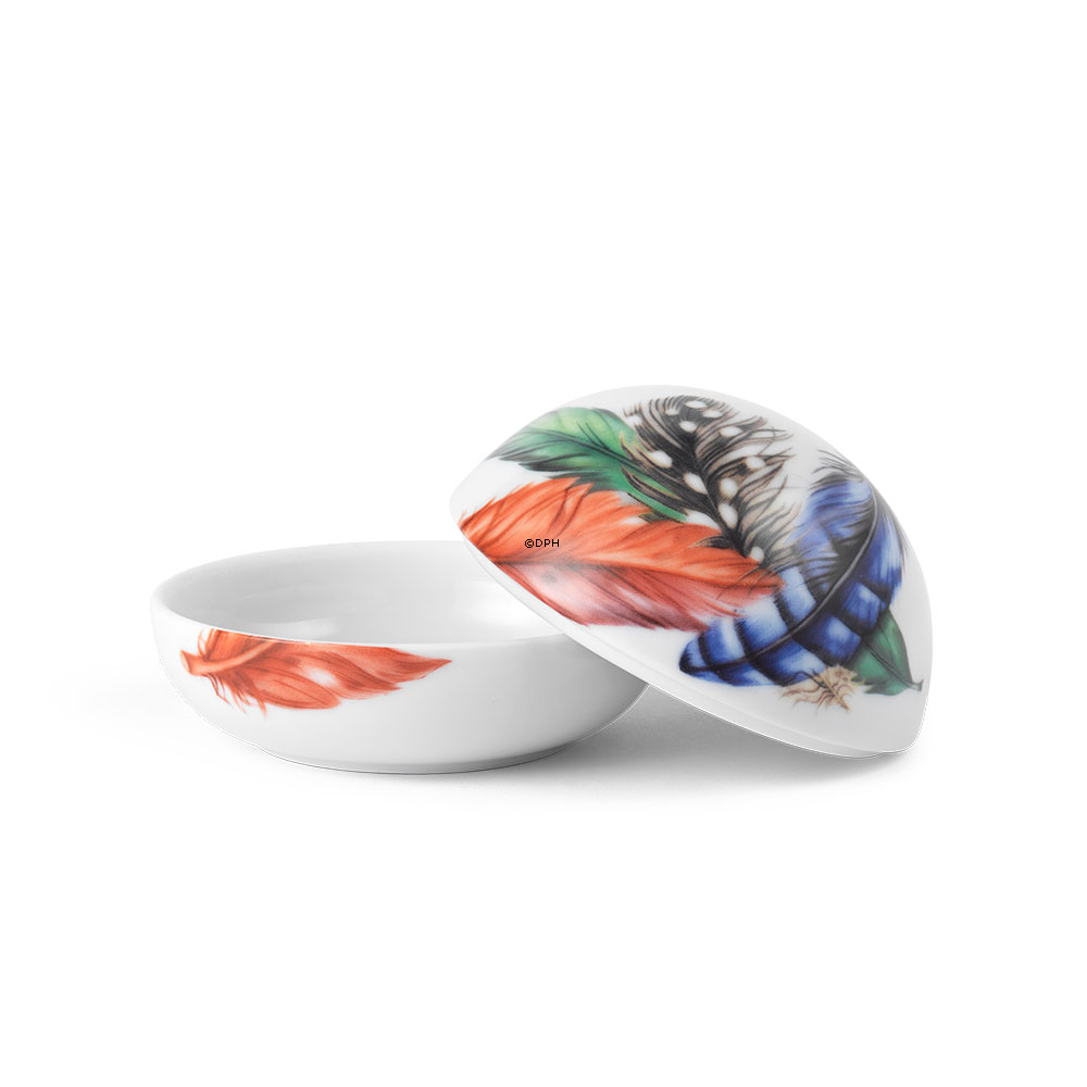 Bonbonniere mit Gefärbte Federn, Royal Copenhagen Oster 2025