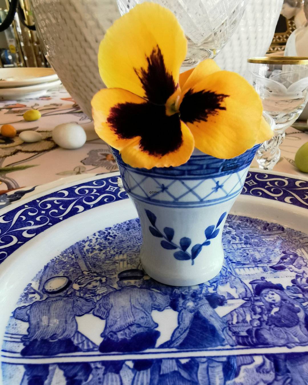 Royal Copenhagen/Aluminia  Tranquebar, blau, Eierbecher Nr. 11/1006