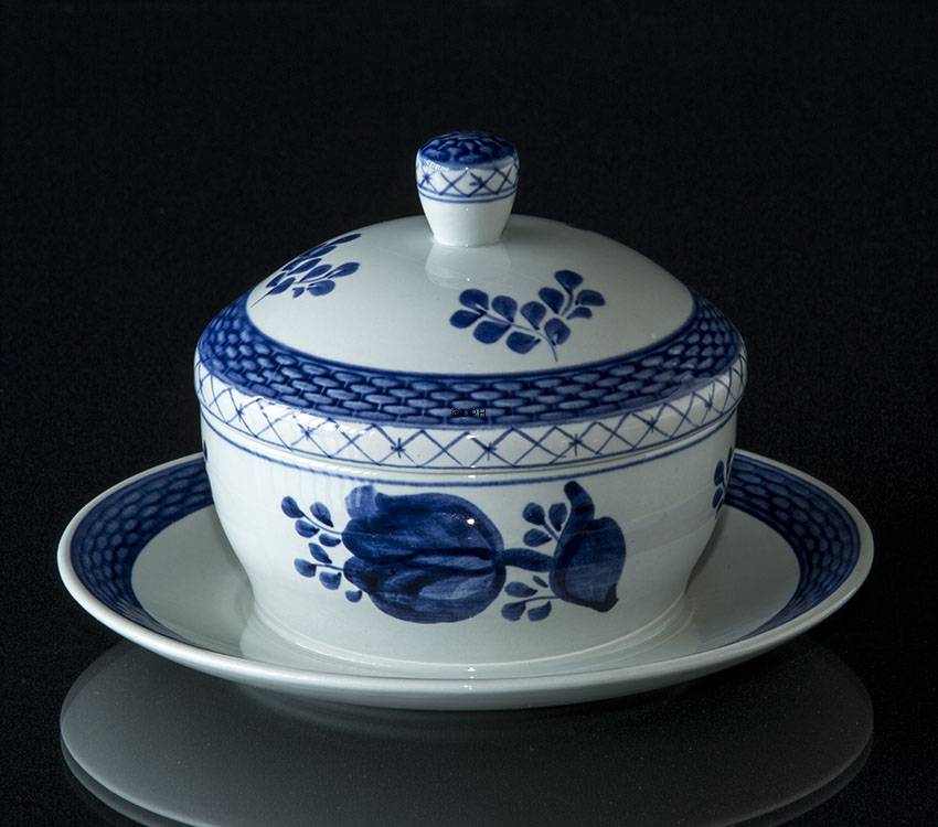 Royal Copenhagen/Aluminia  Tranquebar, blau, Butterdose Nr. 11/1263
