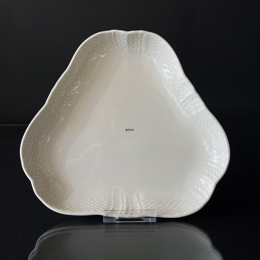 Cremefarbener, gebogener Teller, Royal Copenhagen Josephine Essgeschirr Nr. 11/1526