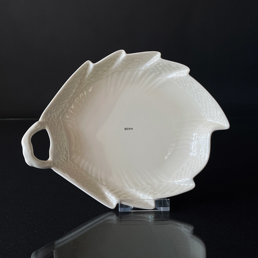 Cremefarbener, gebogener Teller, Royal Copenhagen Josephine Essgeschirr Nr. 11/1599