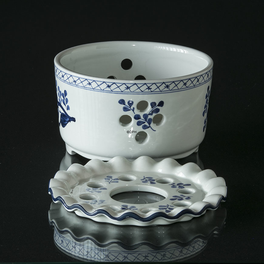 Royal Copenhagen/Aluminia Tranquebar, blau, Teewärmer Nr. 11/1872