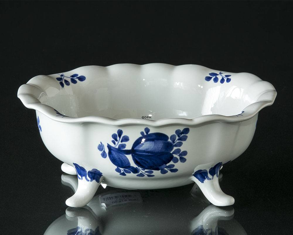 Royal Copenhagen / Aluminia Tranquebar, blau, Schale auf F&#xFC;&#xDF;en Nr. 11/1948