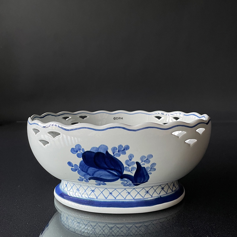 Royal Copenhagen/AluminiaTranquebar, Blau, Schale auf Fuß mit durchbrochenem Rand no. 706