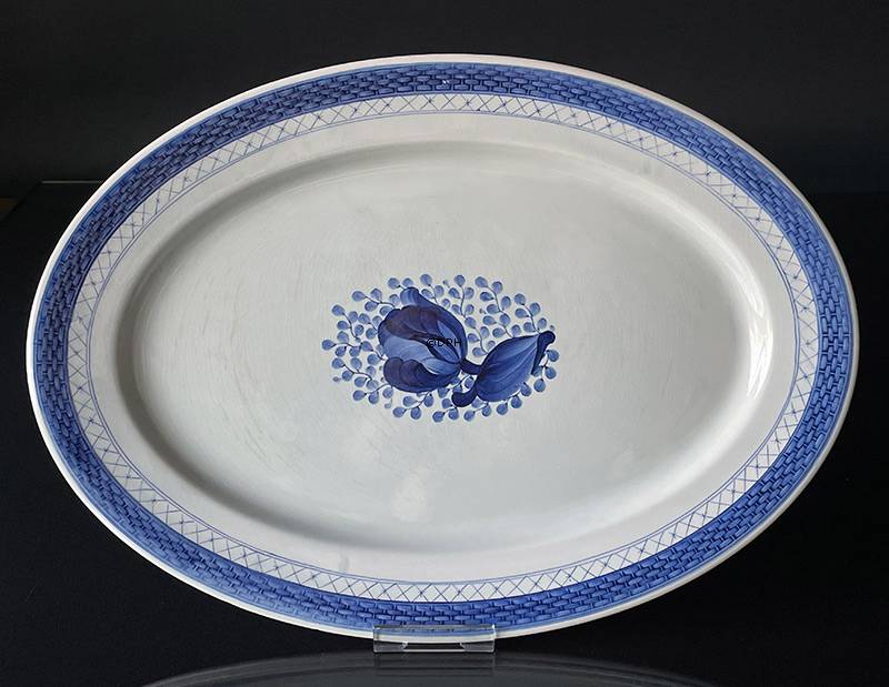 Royal Copenhagen/Aluminia  Tranquebar, blau, Schale 51cm, Nr. 931
