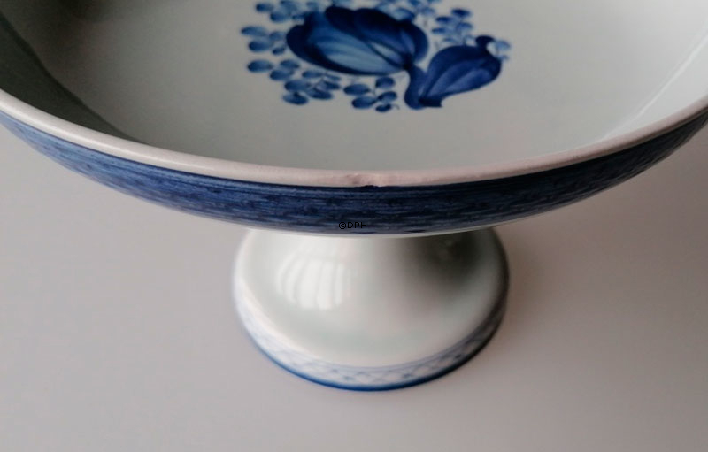 Royal Copenhagen/Aluminia  Tranquebar, Blau, Kuchenteller auf Ständer Nr. 986