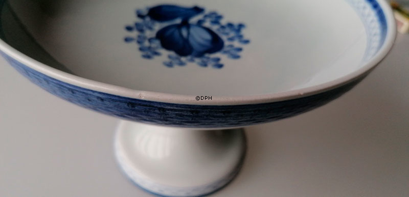 Royal Copenhagen/Aluminia  Tranquebar, Blau, Kuchenteller auf Ständer Nr. 986