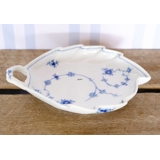 Musselmalet Gerippt, Schale, blattförmig, Royal Copenhagen Nr. 1/144 oder 357, Royal Copenhagen 23cm