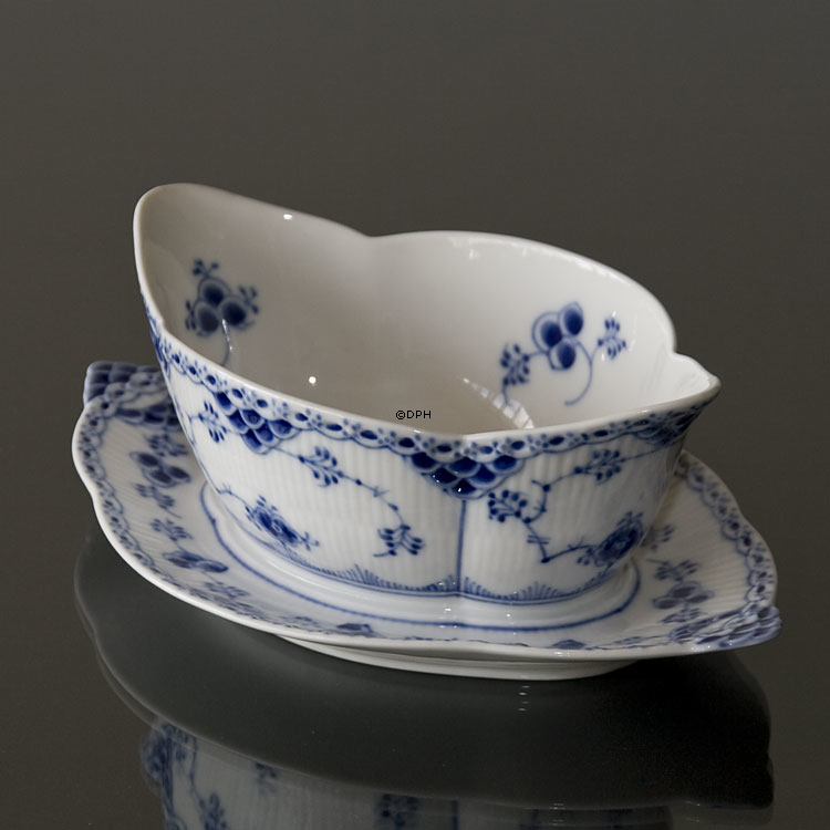 Musselmalet Halbspitze, Sauciere, Inhalt 40 cl., Royal Copenhagen