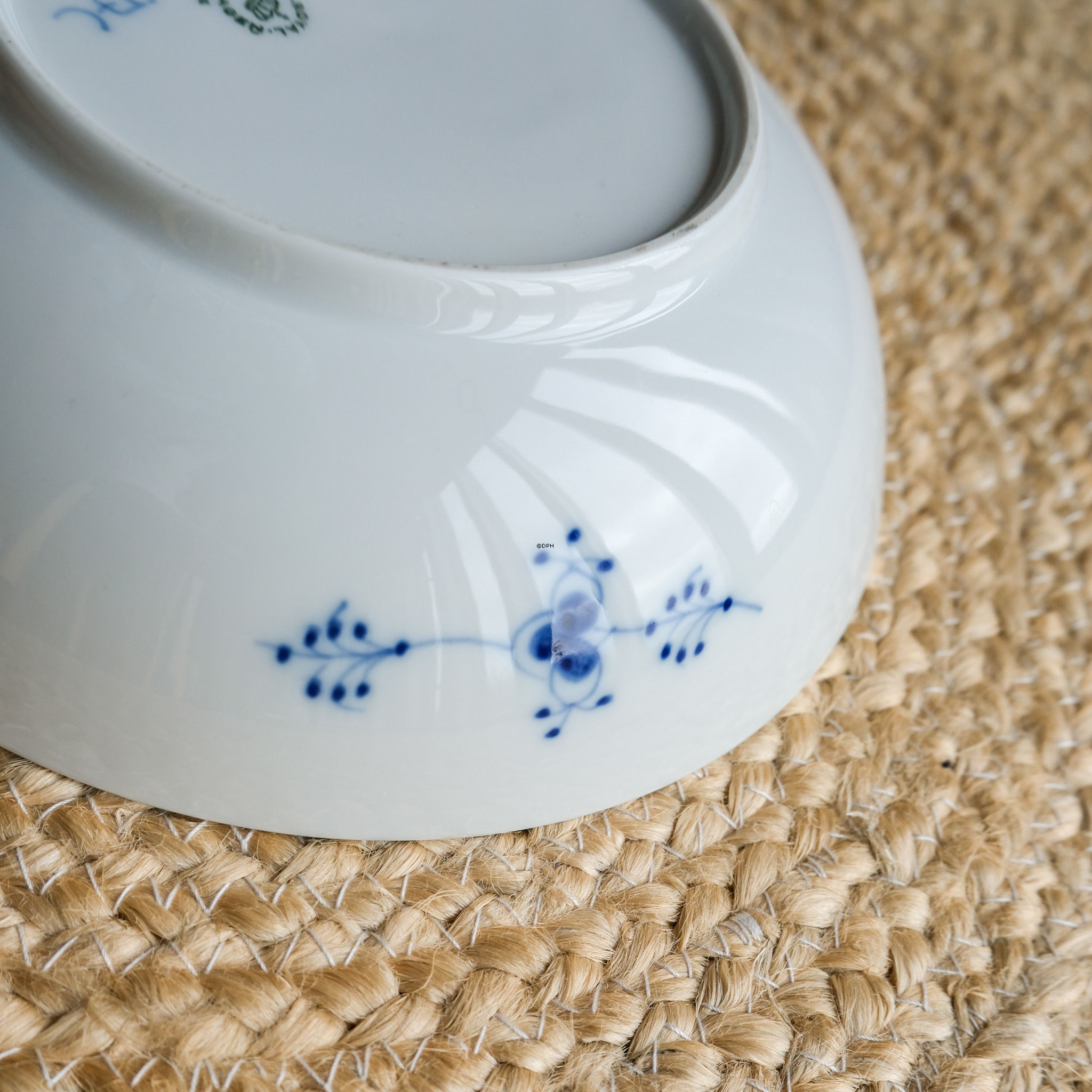 Musselmalet Halbspitze, Salatschüssel Nr. 1-512, Inhalt 70 cl., Royal Copenhagen 22cm