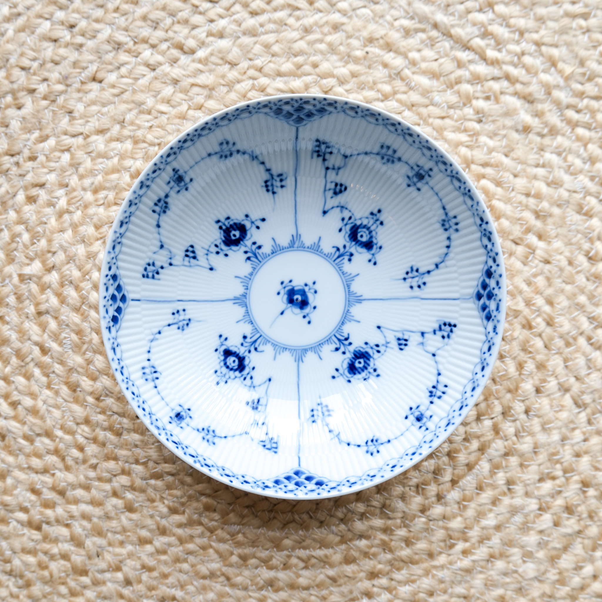 Musselmalet Halbspitze, Salatschüssel Nr. 1-512, Inhalt 70 cl., Royal Copenhagen 22cm