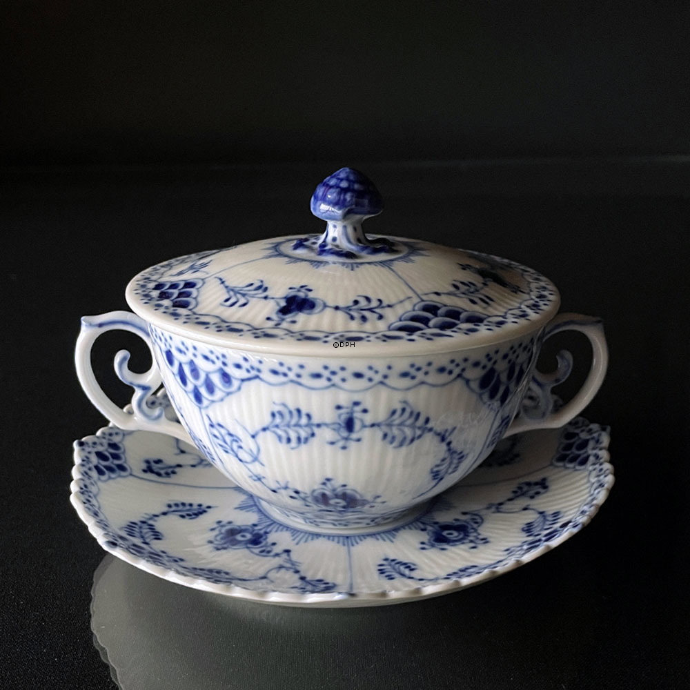Musselmalet Vollspitze, Suppentasse mit Deckel Nr. 1/1228 oder 106, Inhalt 35 cl., Royal Copenhagen