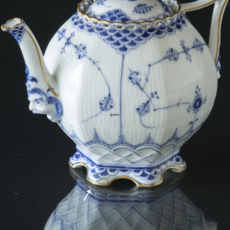 Musselmalet Vollspitze, Teekanne mit Goldrand, Royal Copenhagen