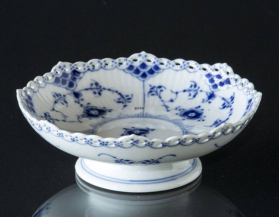 Musselmalet Vollspitze, Kuchenplatte auf Fuß Nr. 1/1023 oder 427, Royal Copenhagen 18cm