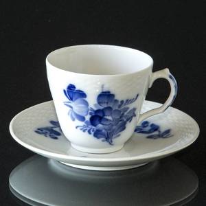 Blaue Blume, glatt, Espressotasse und Untertasse, Royal Copenhagen | Nr. 1107059 | Alt. 10-8046 | DPH Trading