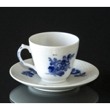 Blaue Blume, glatt, Espressotasse und Untertasse Nr. 10/8046 order 059, Royal Copenhagen