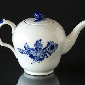 Blaue Blume, glatt, Teekanne, Royal Copenhagen | Nr. 1107141 | Alt. 10-8244 | DPH Trading