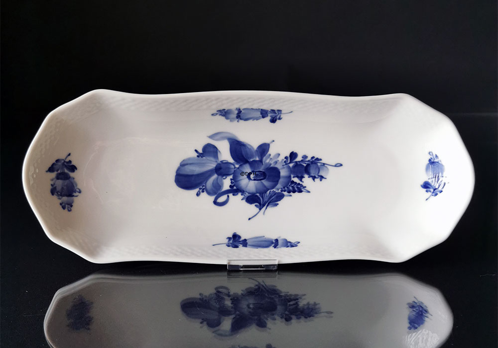 Blaue Blume, glatt, längliche Schale Nr. 10/8072 oder 378, Royal Copenhagen 36cm