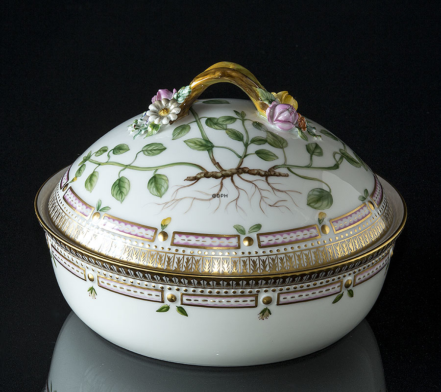 Flora Danica Schale mit Deckel, rund, Inhalt 180 cl. Breite 240 mm, Royal Copenhagen