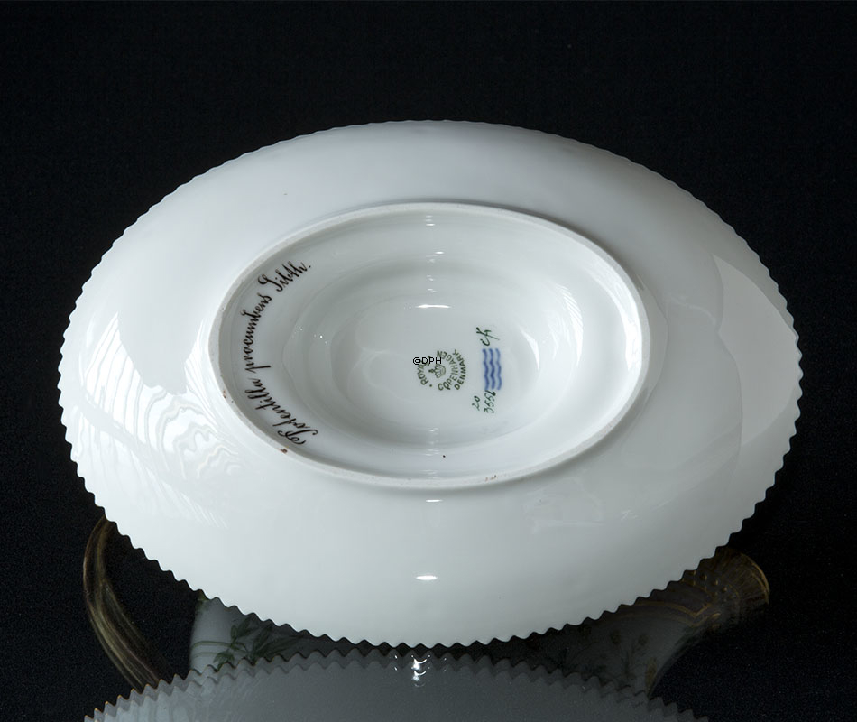 Flora Danica Sauciere auf Ständer, Inhalt 35 cl, Royal Copenhagen