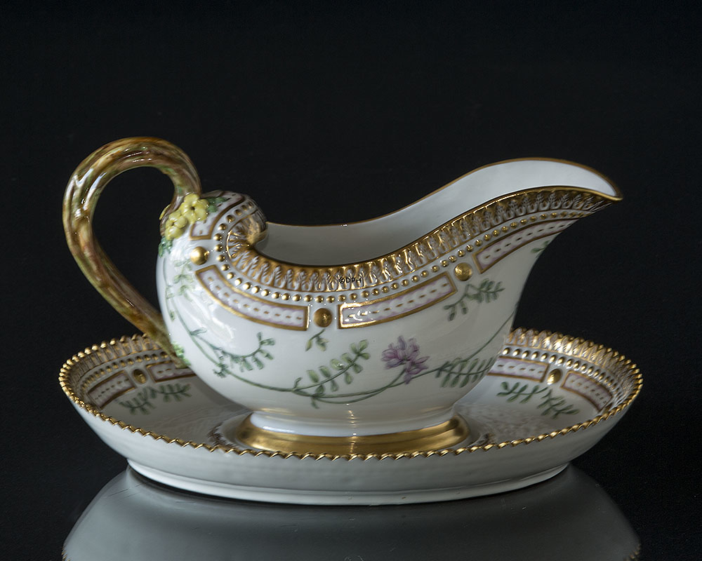 Flora Danica Sauciere auf Ständer, Inhalt 35 cl, Royal Copenhagen