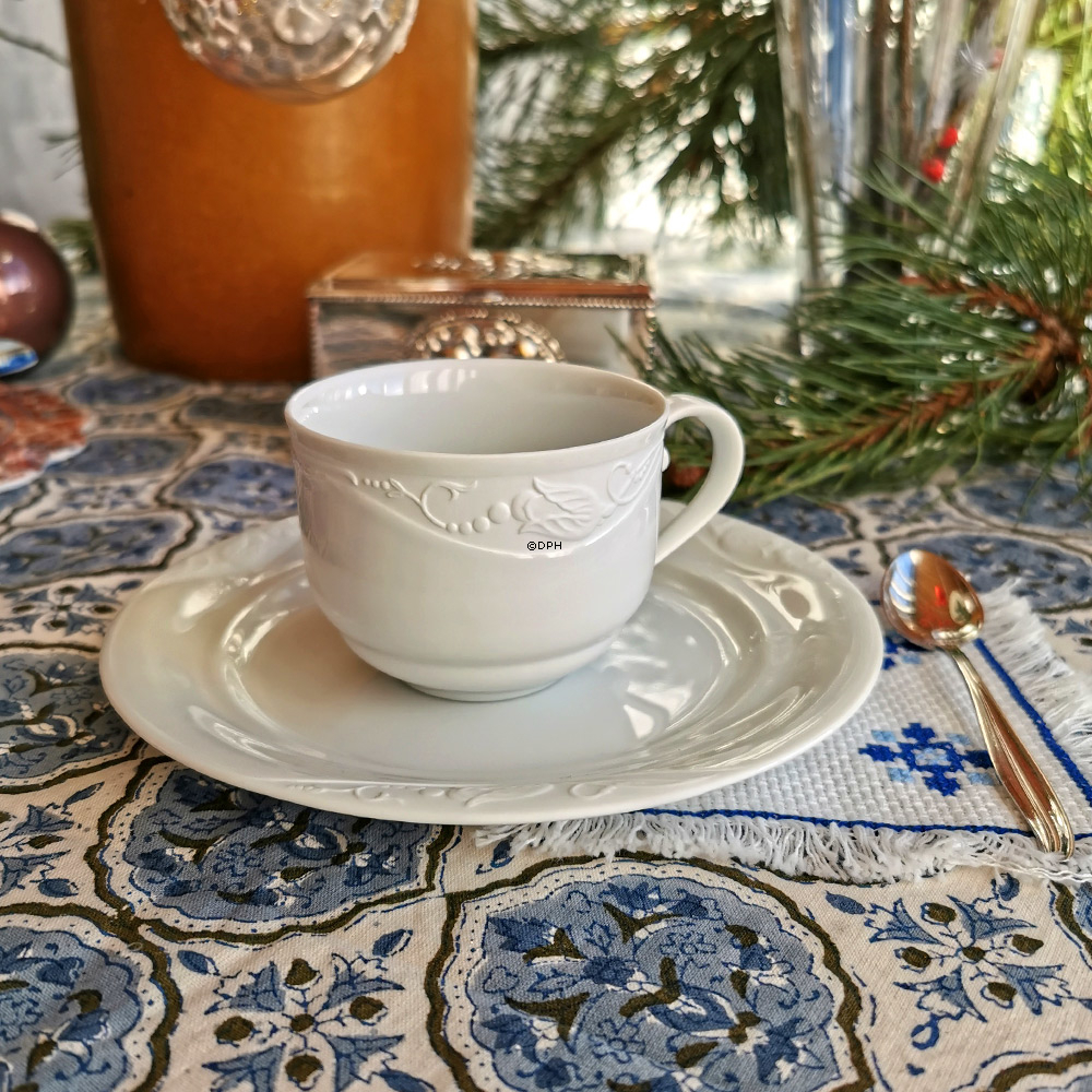 Weiße Magnolie Classic, Flacher Teller 17 cm Nr. 617, Royal Copenhagen