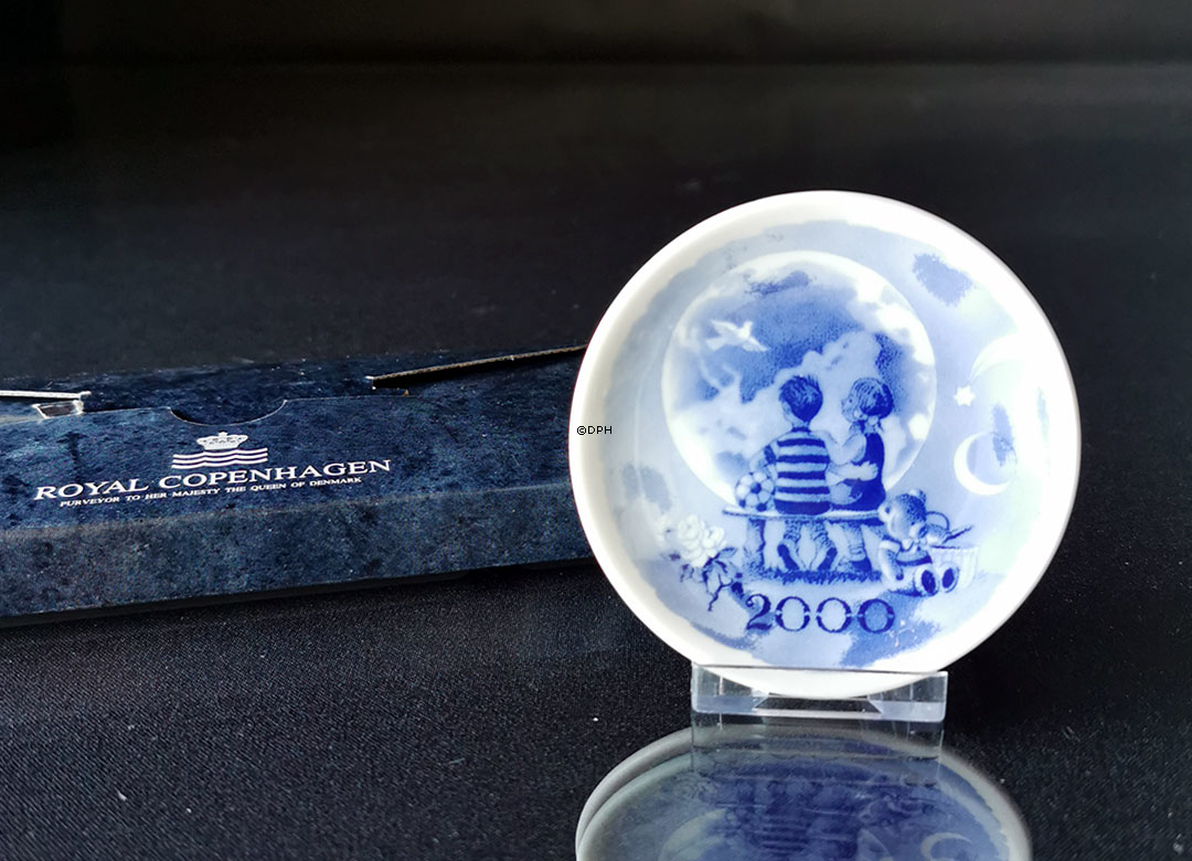 2000 Royal Copenhagen Millennium Plakette