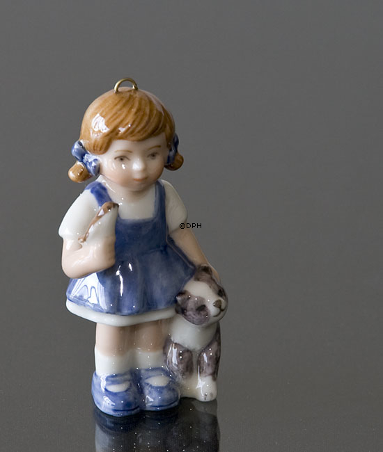 Figurornament 2001, Das Weihnachten der Kinder, Mädchen mit Katze, Sophia, Royal Copenhagen