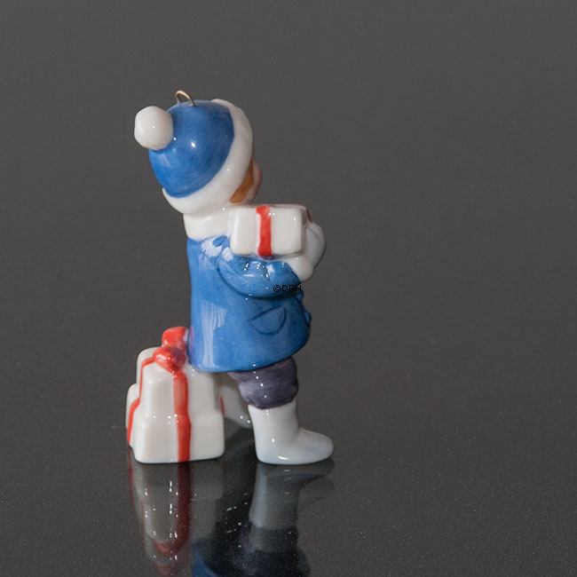 Figurornament 2003, Junge mit Geschenken, Royal Copenhagen