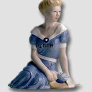 Sitzende Frau, Royal Copenhagen Figur in der skandinavischen Frauen Serie | Nr. 1249051 | Alt. 1249051 | DPH Trading