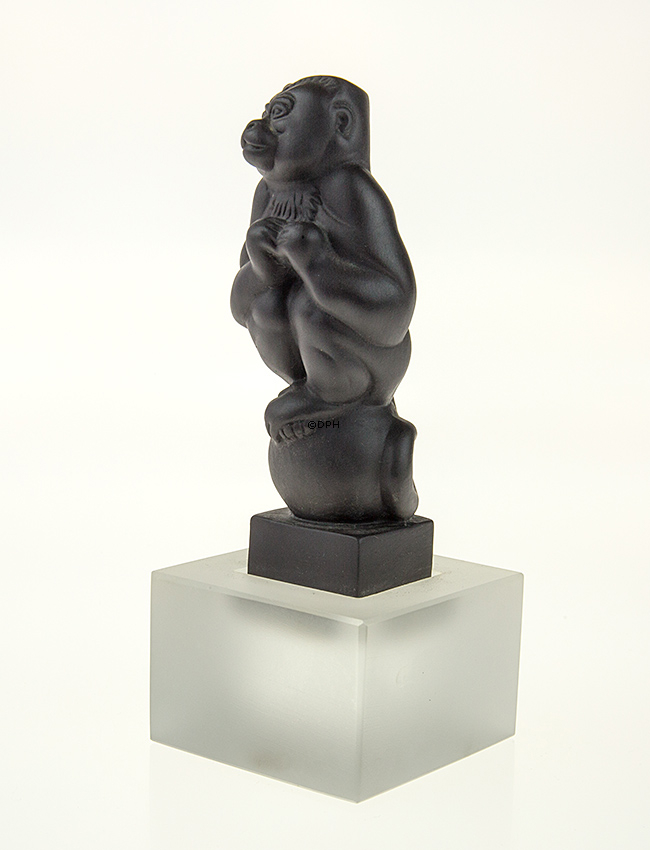 Schwarzer Kapuzineraffe, Royal Copenhagen Affenfigur Nr. 068