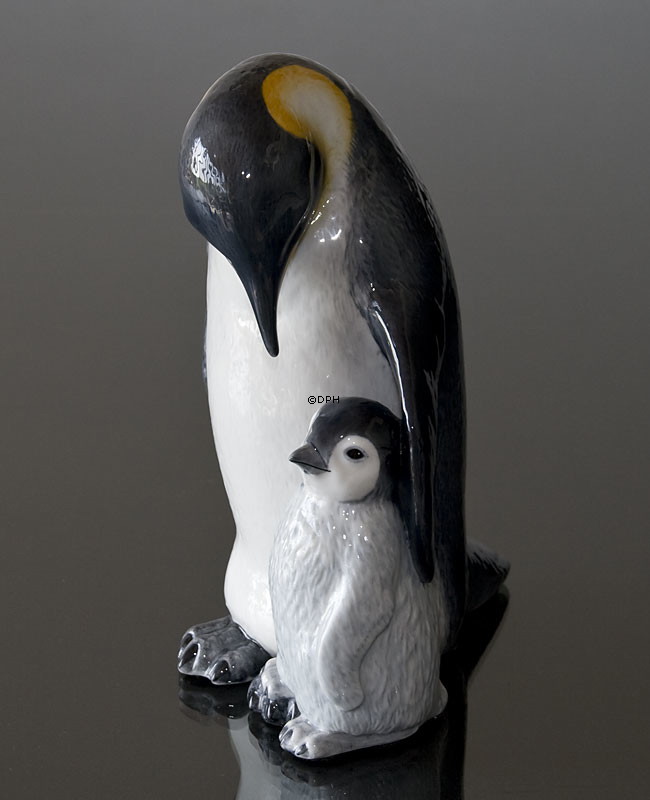 Pinguin mit Junge, Royal Copenhagen Figur Nr. 088