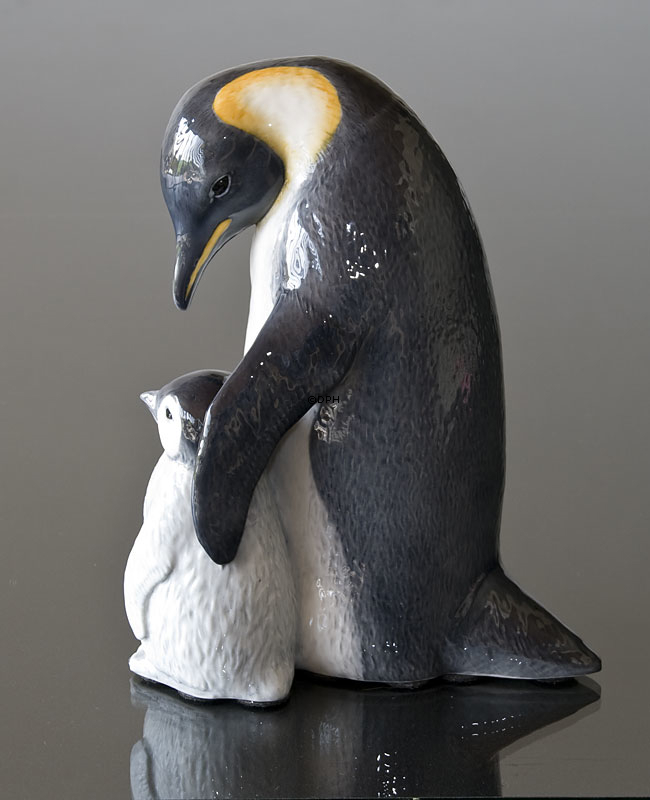 Pinguin mit Junge, Royal Copenhagen Figur Nr. 088