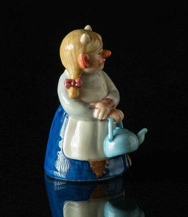 Troll, Mutter mit Kessel, Royal Copenhagen Figur Nr. 094