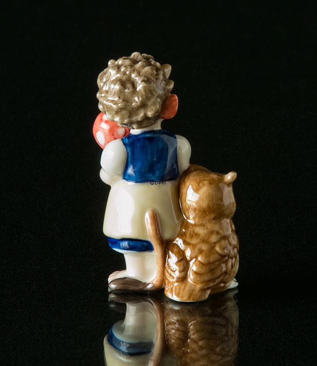 Troll, große Schwester mit Eule, Royal Copenhagen Figur Nr. 096